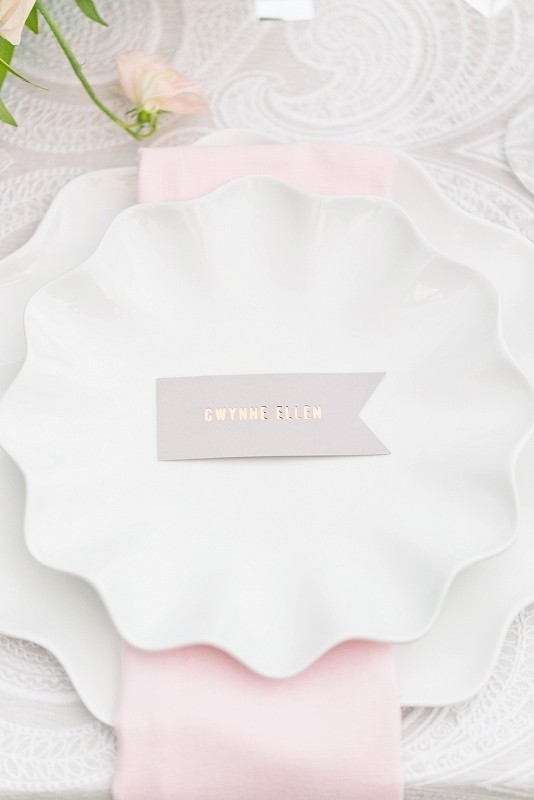 Pastel escort card