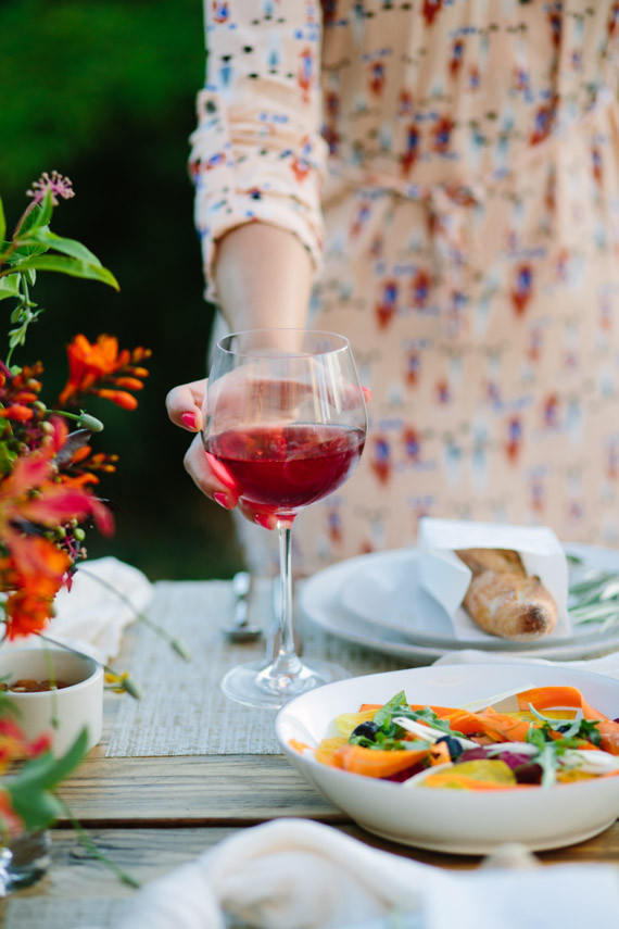How to throw an end-of-summer backyard party Inspiration