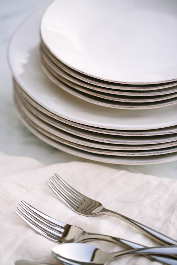 How to throw an end-of-summer backyard party