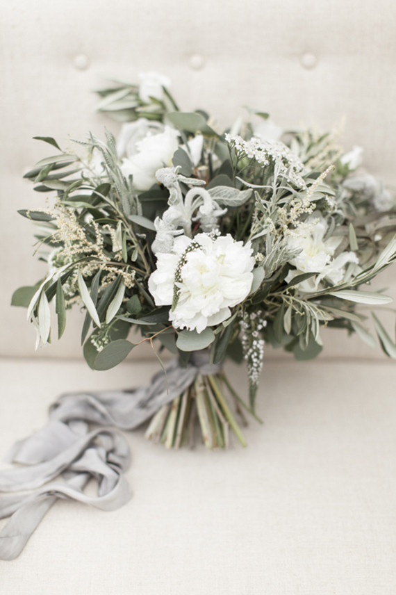 Elegant bridal bouquet
