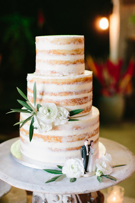 Naked wedding cake Inspiration