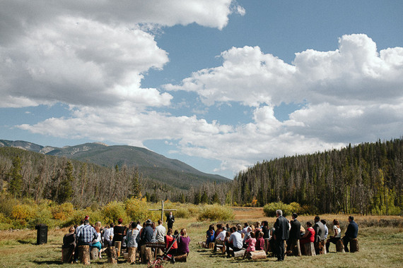 Outdoor colorado wedding ceremony
