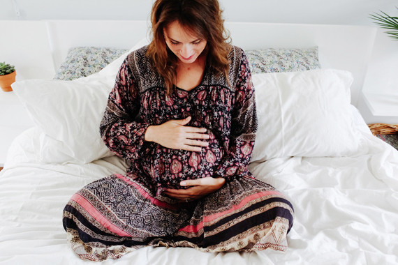 Amanda Watters lifestyle maternity photos