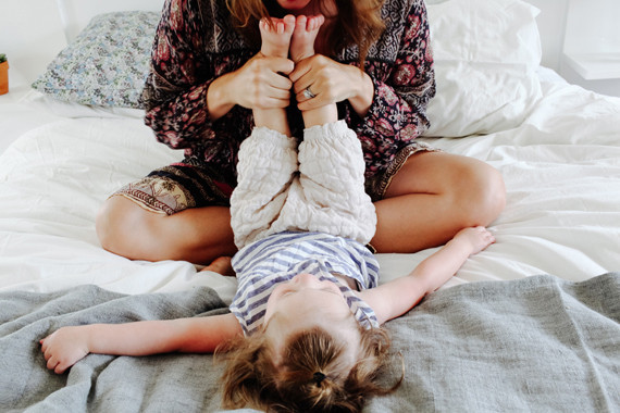 Amanda Watters lifestyle maternity photos