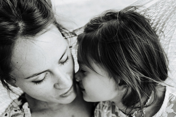 Amanda Watters lifestyle maternity photos