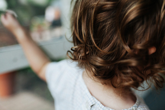 At home family newborn photos by Kaley Cornett