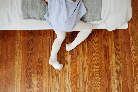 At home family newborn photos by Kaley Cornett