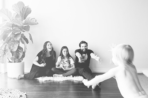 los angeles newborn photos by max and friends