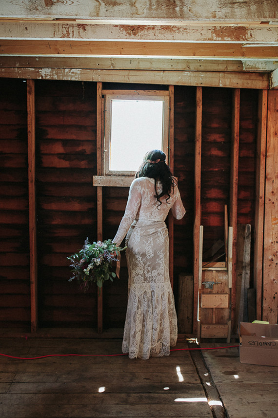 Lace wedding dress
