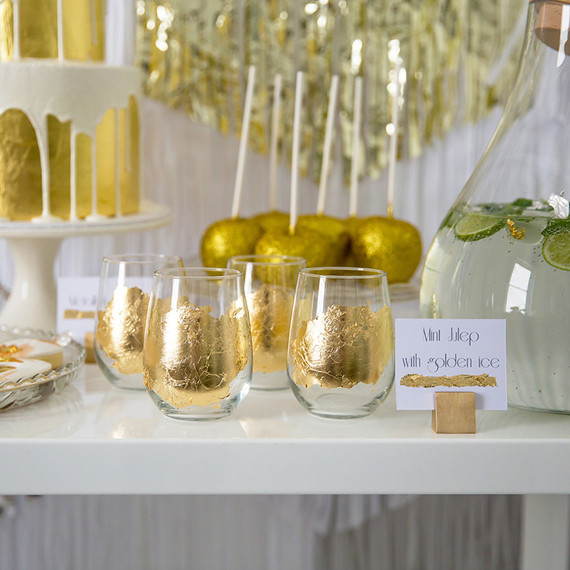 Metallic glassware