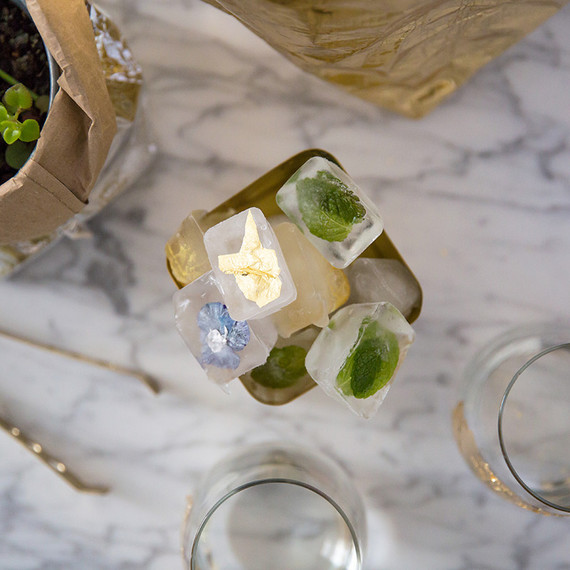Modern gold birthday party Inspiration