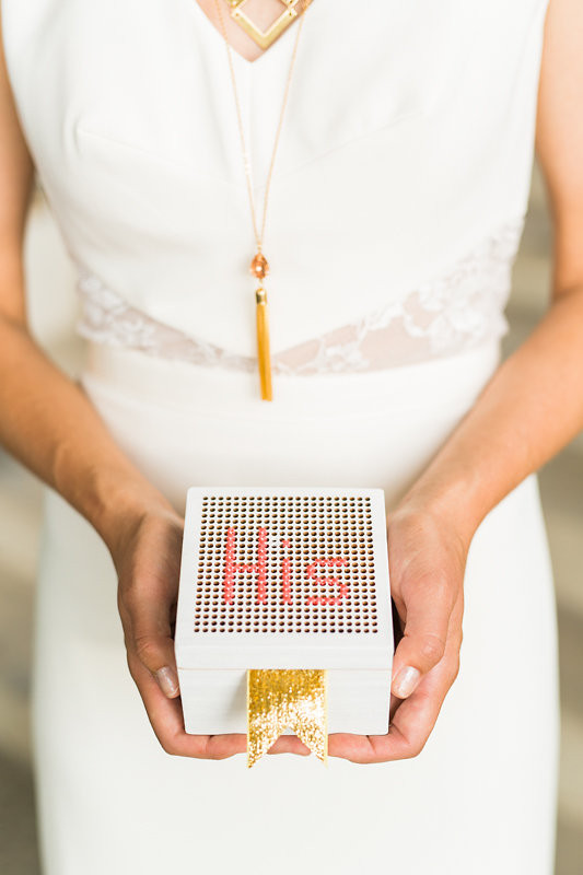 Wedding ring box