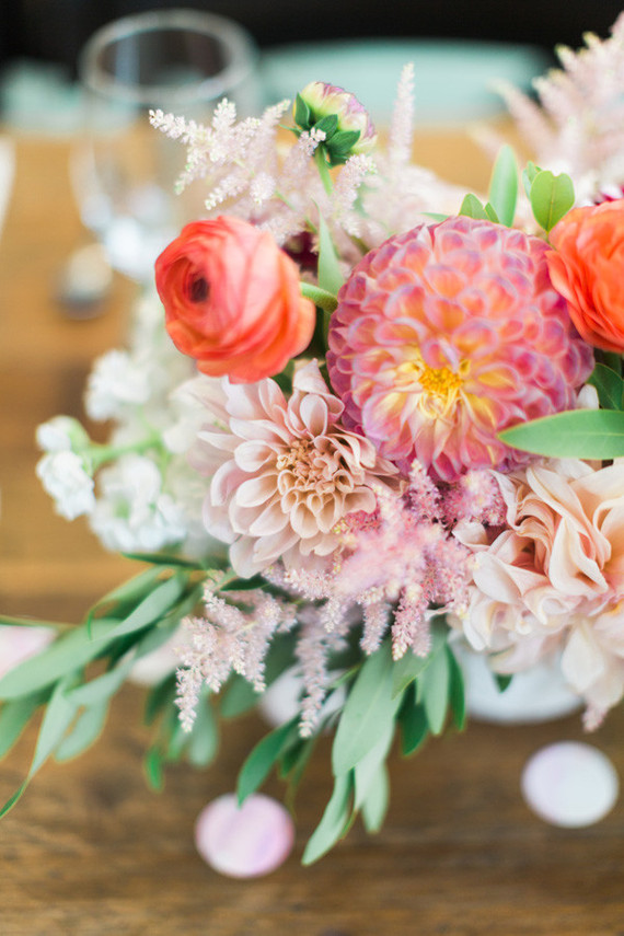 baby shower florals Inspiration