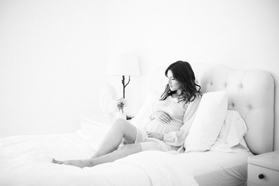glamorous maternity photos of Catherine