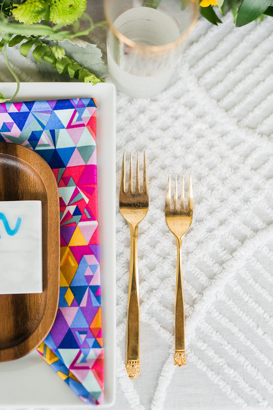 Modern and colorful wedding inspiration