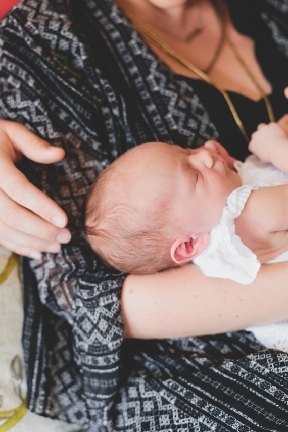 lifestyle newborn photos