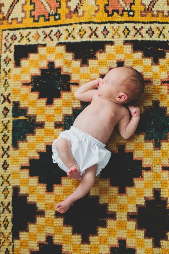 lifestyle newborn photos