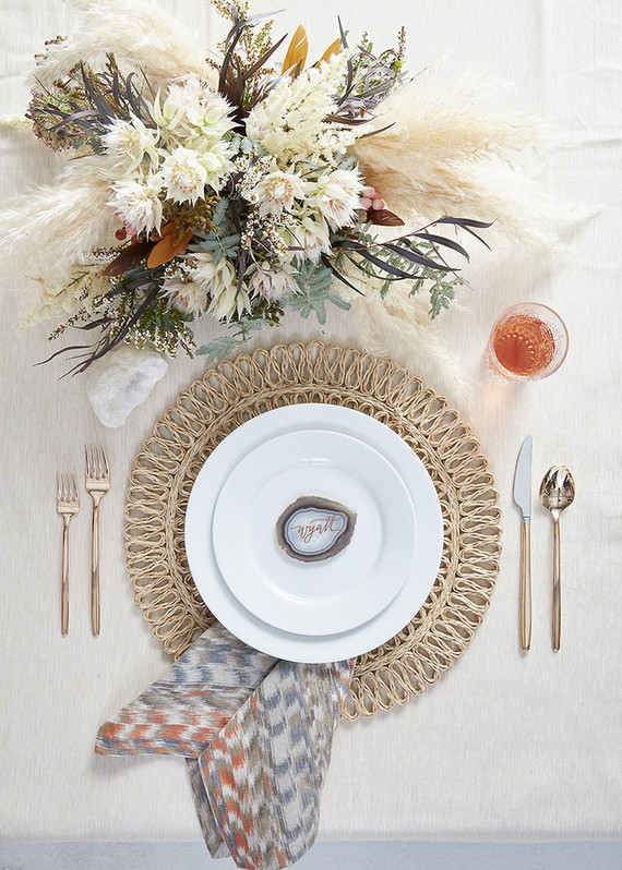 Bohemian dinnerware idea