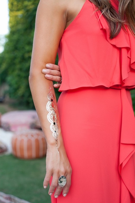 Flash tattoo favors