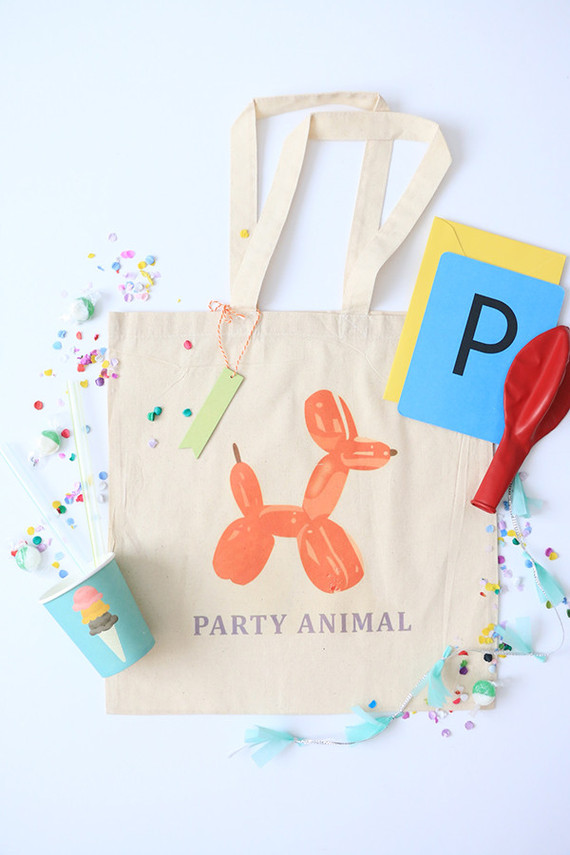 balloon animal tote favors