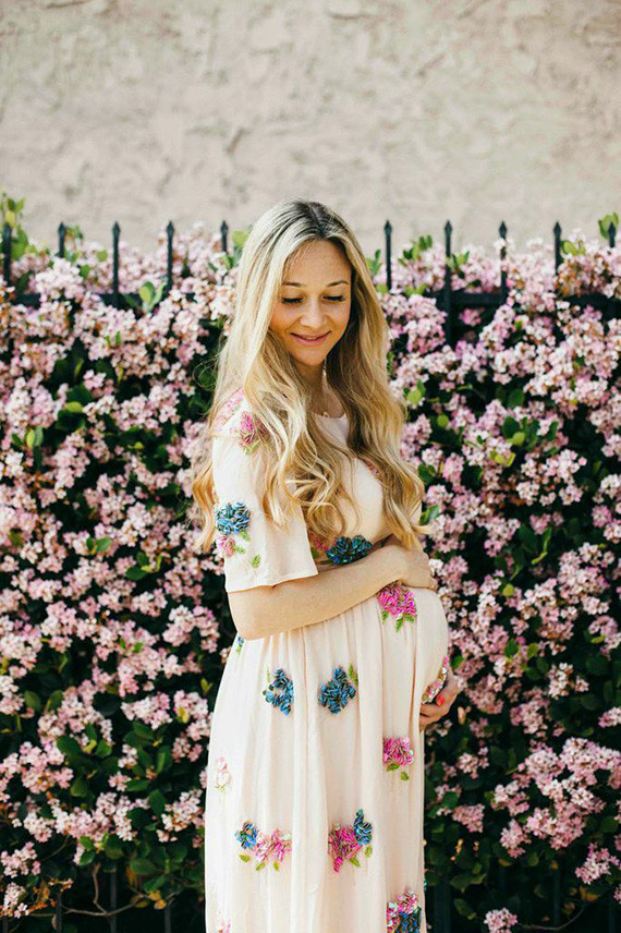 Spring maternity photos