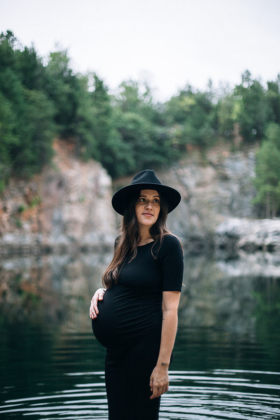 rock quarry maternity photos
