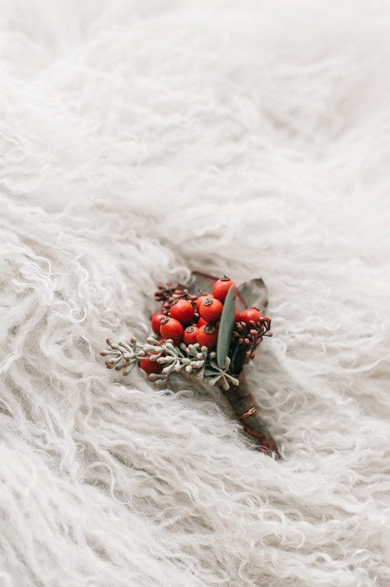 Berry boutonniÃ¨re Inspiration
