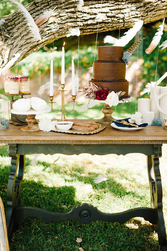 Cake table