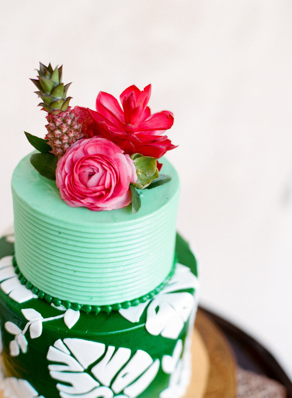 Tropical wedding cake