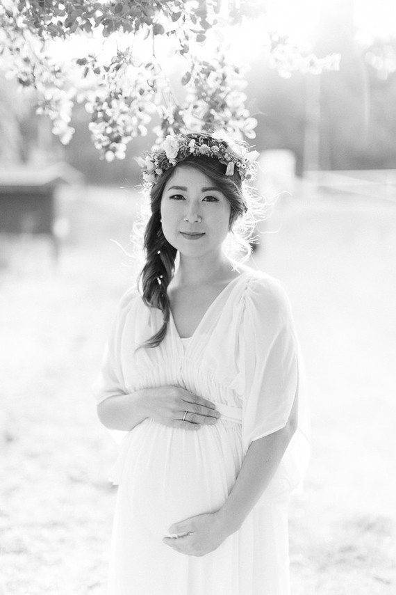 romantic maternity photos