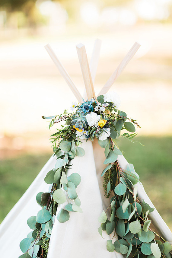 floral tepee