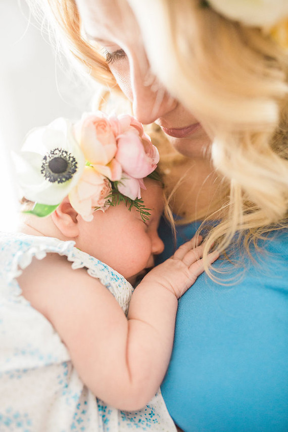 floral newborn photos Inspiration