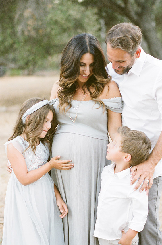 Family maternity photos in San Diego