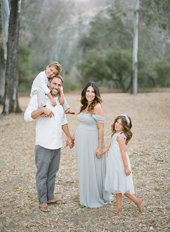 Family maternity photos in San Diego