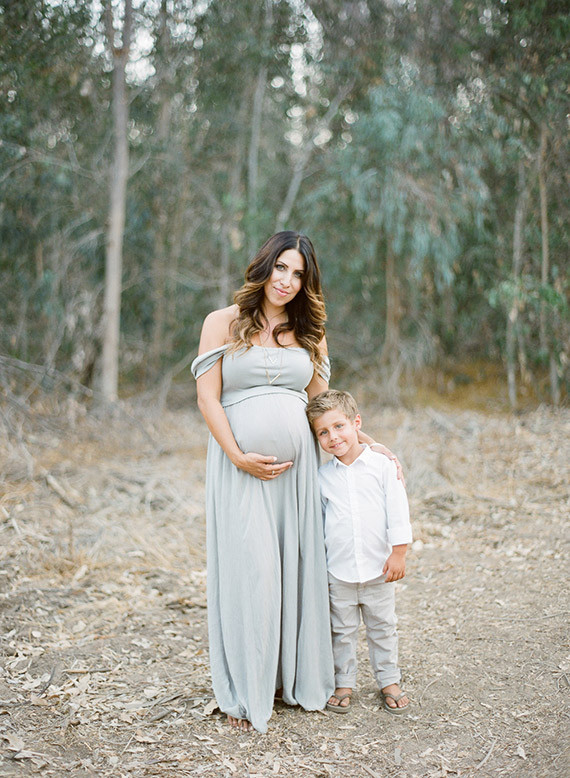 Family maternity photos in San Diego