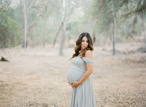 Elegant maternity photos