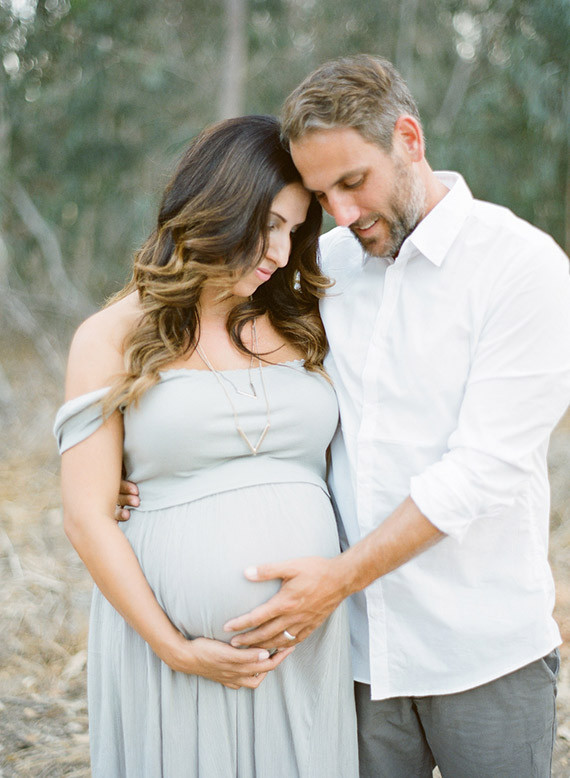 Family maternity photos in San Diego