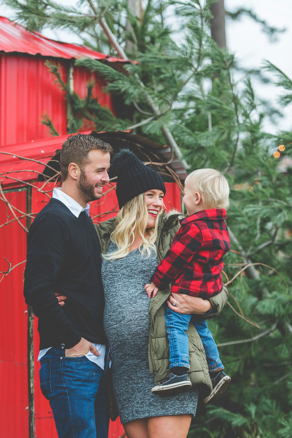 Christmas tree farm family photos