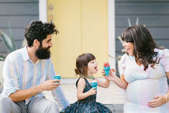 Modern family maternity photos