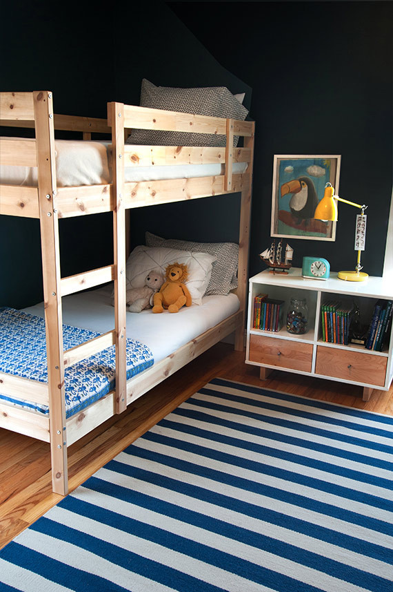 dark boys bunk room