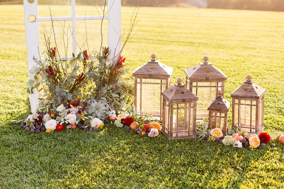 Fall wedding decor