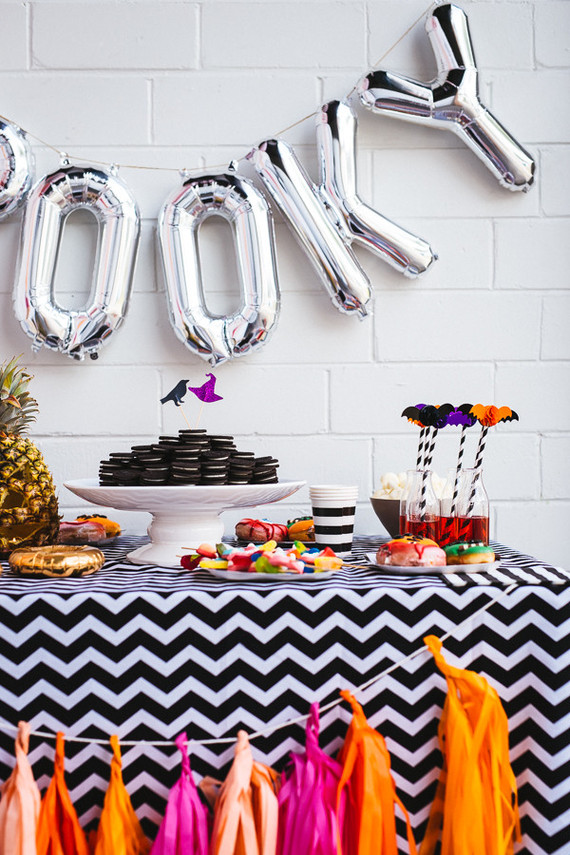 modern halloween party