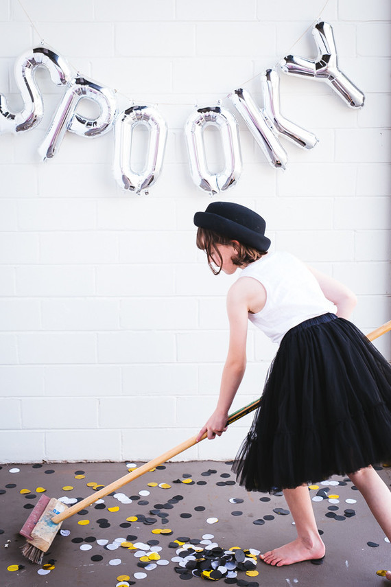 modern halloween party