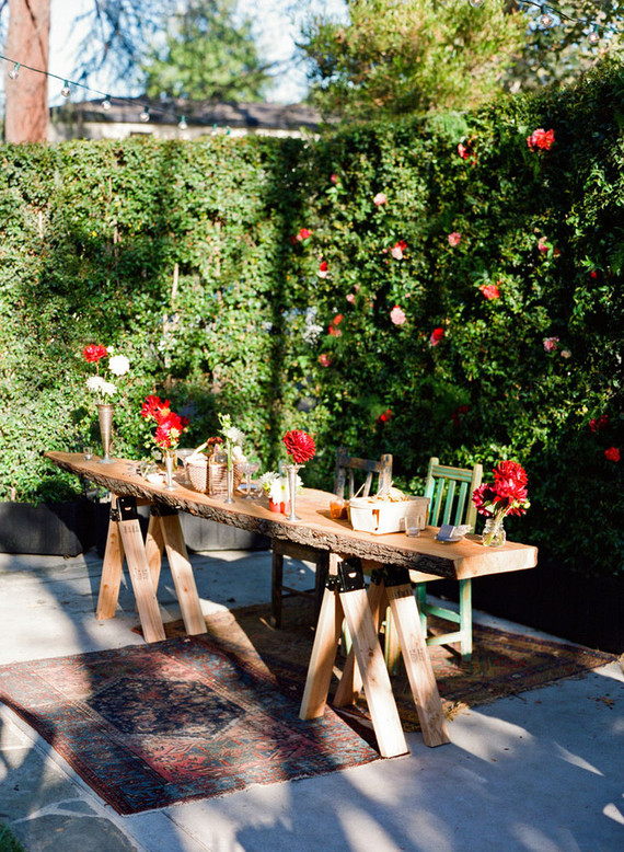 Backyard fiesta wedding tablescape