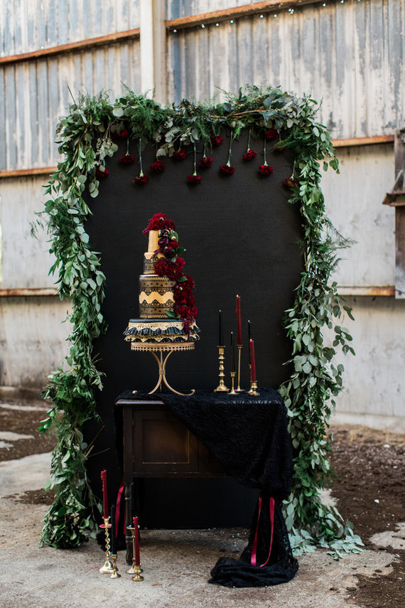 Wedding cake display