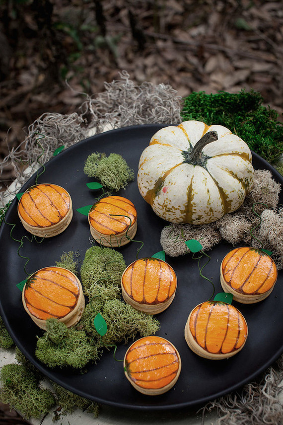 Pumpkin macarons