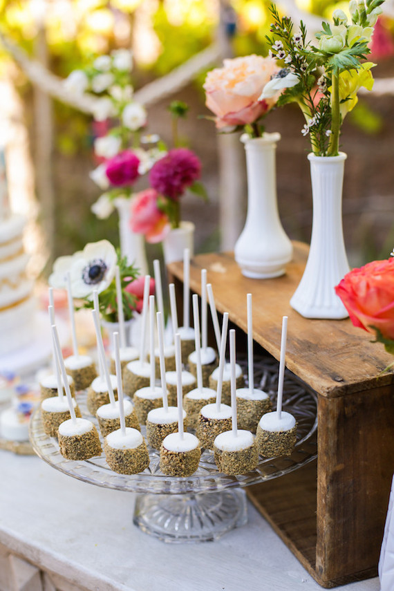 baby shower dessert table