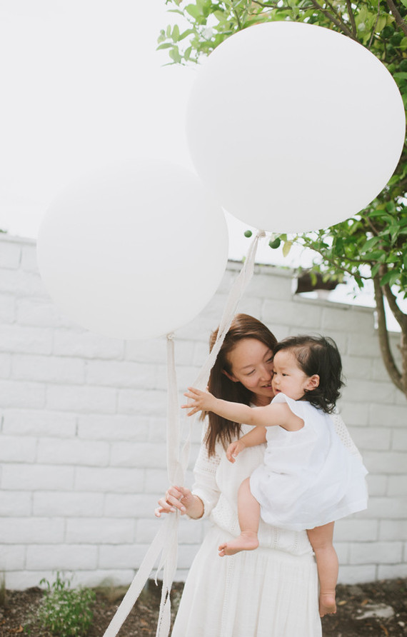 white feminine 1st birthday Inspiration