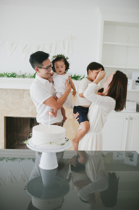 white feminine 1st birthday Inspiration