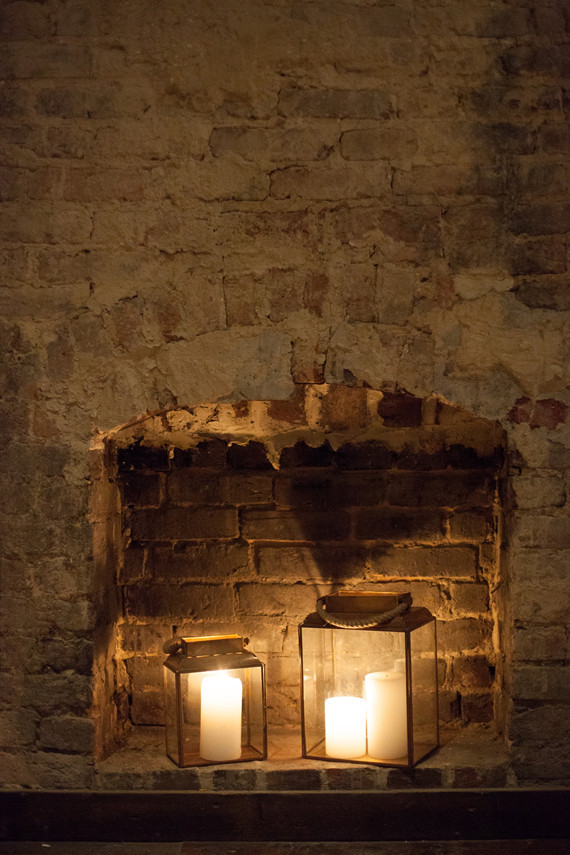 Winter wedding decor